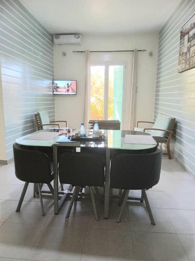 Residence Marie France Mendy Toubab Dialao Kültér fotó