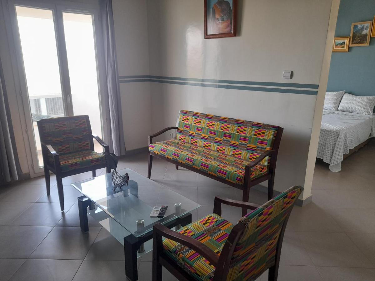 Residence Marie France Mendy Toubab Dialao Kültér fotó