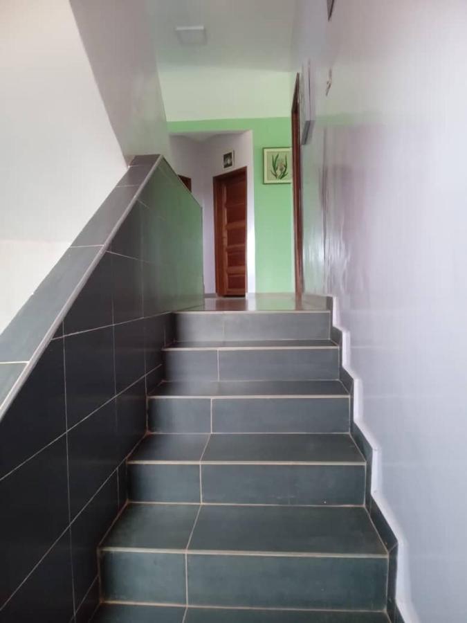 Residence Marie France Mendy Toubab Dialao Kültér fotó
