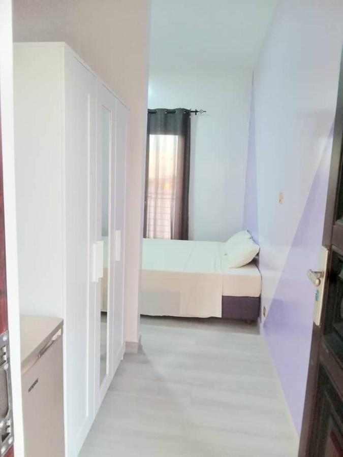 Residence Marie France Mendy Toubab Dialao Kültér fotó
