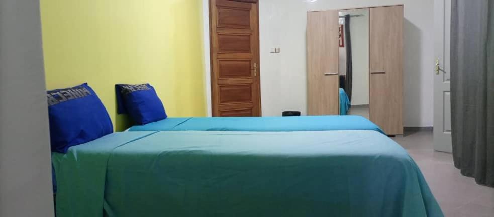 Residence Marie France Mendy Toubab Dialao Kültér fotó